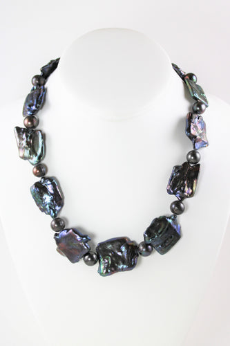 Black Mother of Pearl Necklace