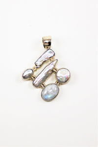 Pearls (Biwa), Stick Pearls and Moonstone Pendant