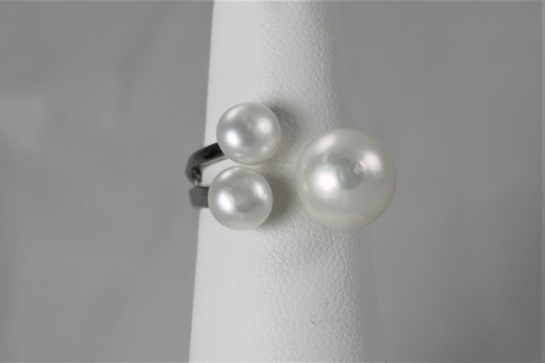 Pearl Ring - available in size 5 Only