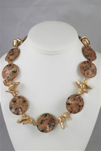 Load image into Gallery viewer, Kiwi Jasper and Shell Necklace