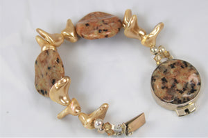 Kiwi Jasper and Shell Necklace