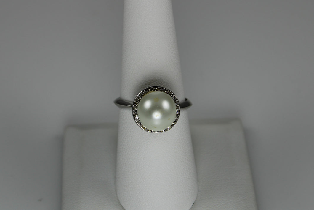 Pearl and White Topaz Ring