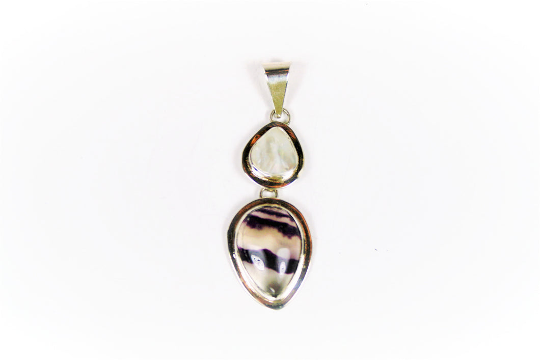 Agate and Mother of Pearl Pendant